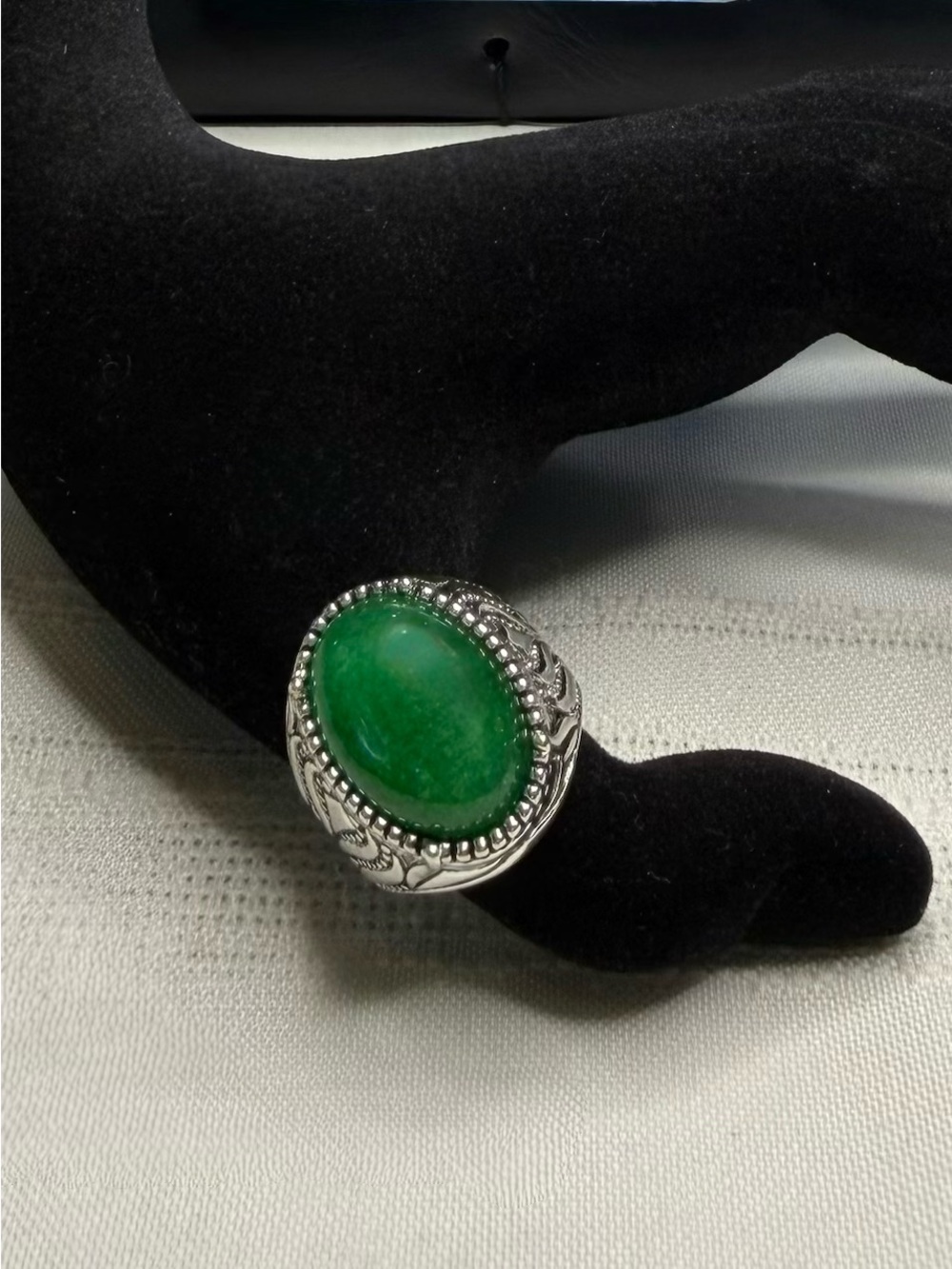 Jade Ring Shamrock‎ Green Cabochon Sz 8 Unisex